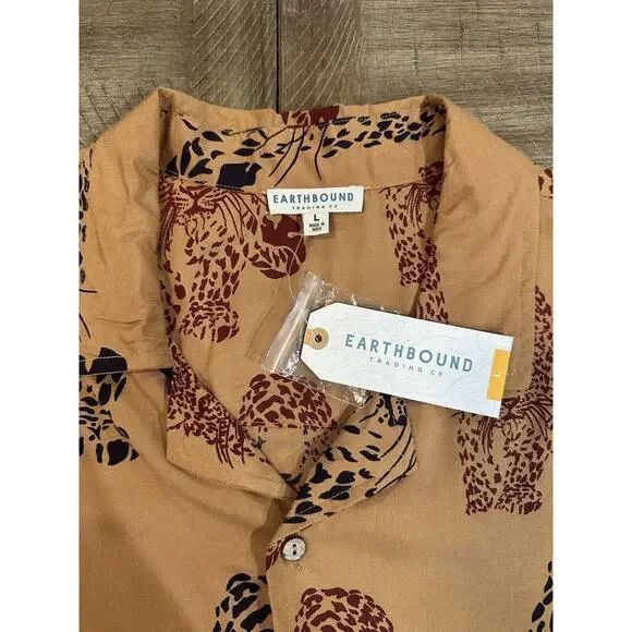 Earthbound Trading Co Short Sleeve Button Down Brown Leopard Shirt Size Large - Picture 5 of 12